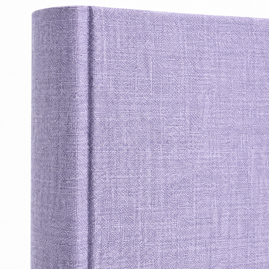 KDH46200LINENLAVENDER – detal lnianej okładki i grzbietu
