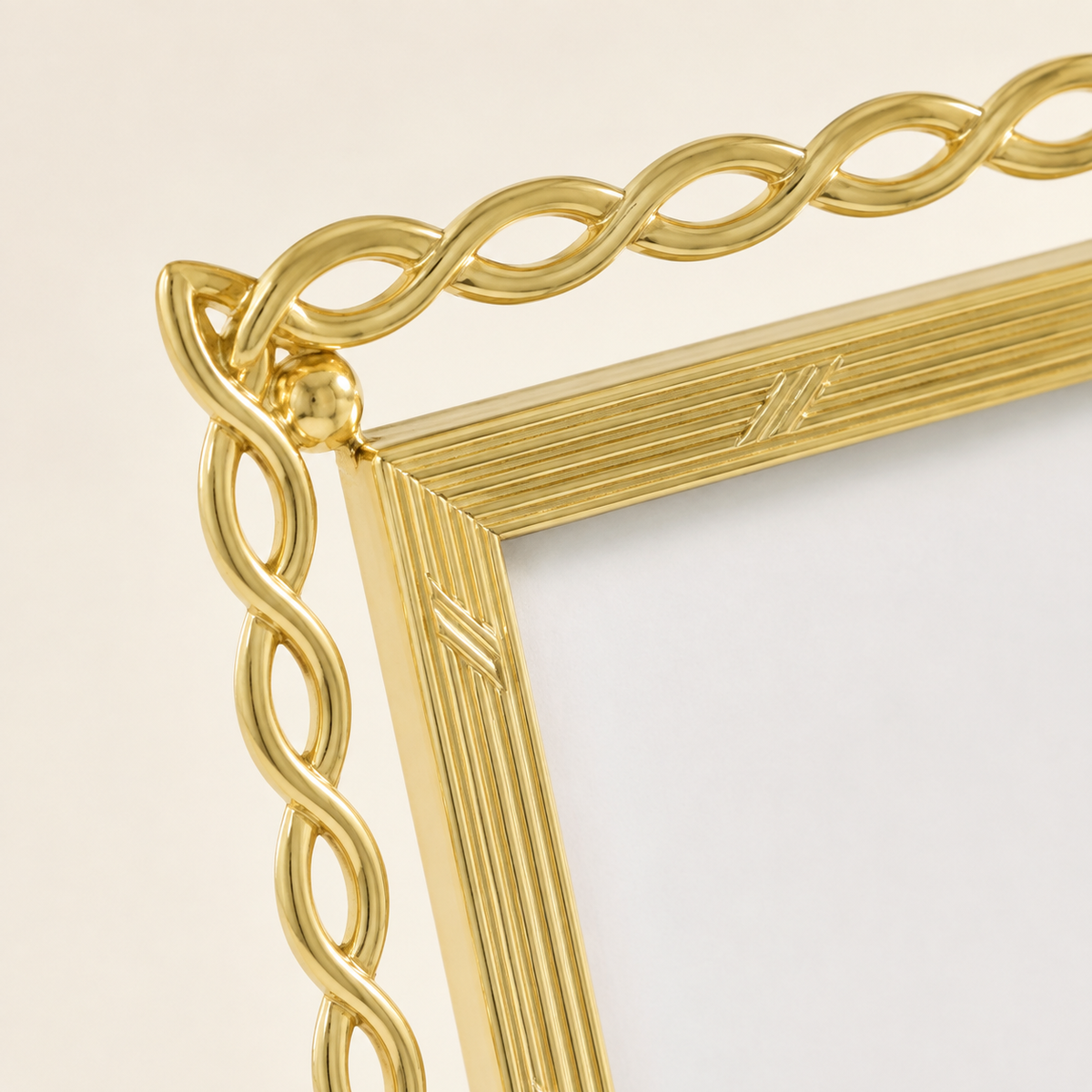 Ramka metalowa dekoracyjna 10x15 cm RM4146NG – zdjęcie dodatkowe (RM4146NG)