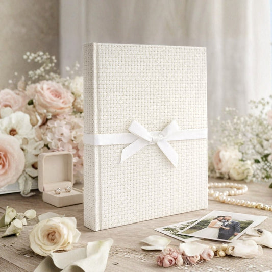 Album tradycyjny szyty 24x29 cm 40 stron DBCS20UNIQUEWHITEB
