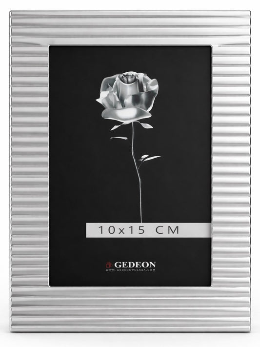 Ramka metalowa dekoracyjna 10x15cm MF054S